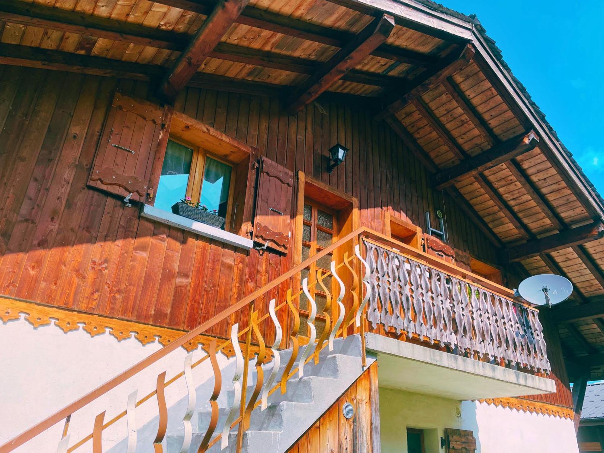 Chalet Chez Gaby 2 - Vue Imprenable Au Calme - Proche Du Centre 모르진 외부 사진